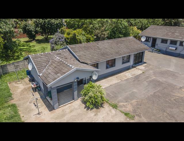 5 BEDROOM FREESTANDING FOR SALE IN WYEBANK